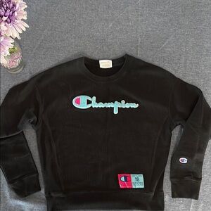 Champion Women’s Size Small Logo Sweatshirt